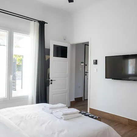 Arion Aegli * Agioi Theodoroi (Corinthia)