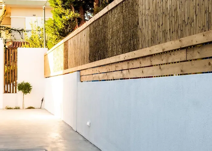 Arion Aegli Ájoi Theódori